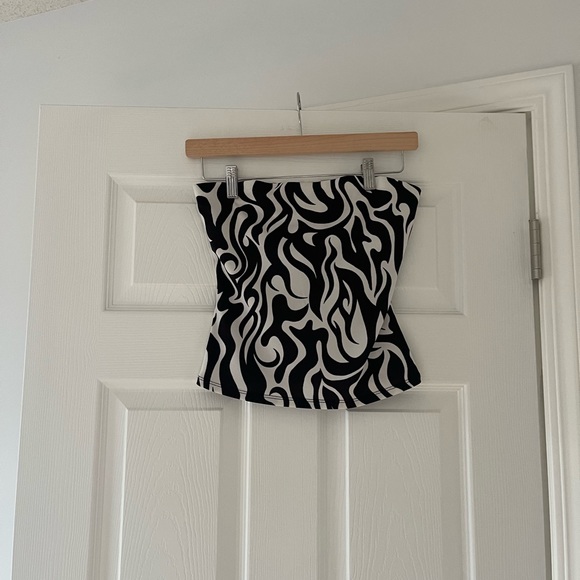 revolve h:ours set - Picture 4 of 7